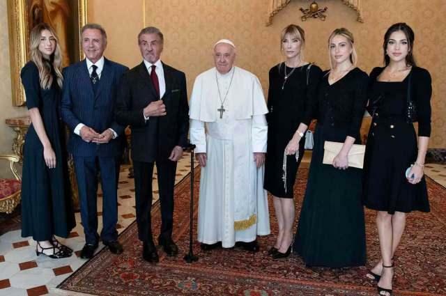 Sylvester Stallone și Papa Francisc 