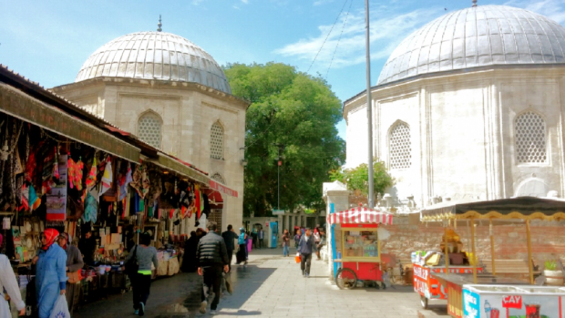 Piața Eyup Sultan