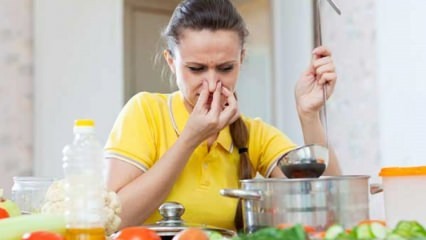 Cum trec mirosurile proaste din bucătărie? 