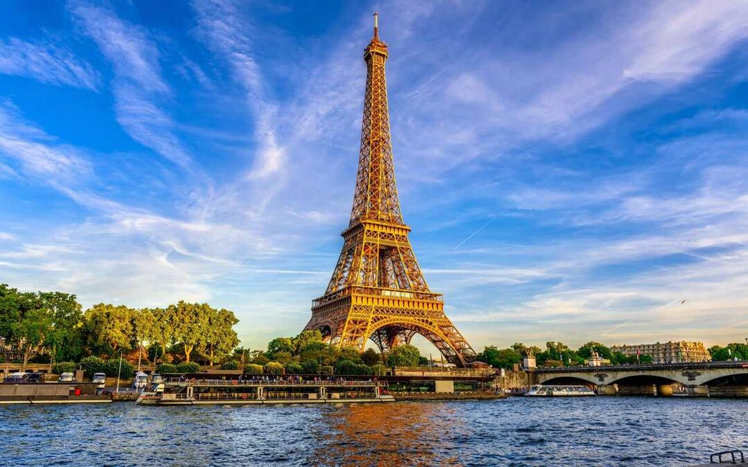 turnul Eiffel