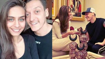 Împărtășirea care îi entuziasmează pe Mesut Özil și pe soția sa Amine Gülșe!