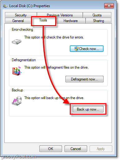 Windows 7 Backup - fila Instrumente pentru proprietăți și butonul Backup acum