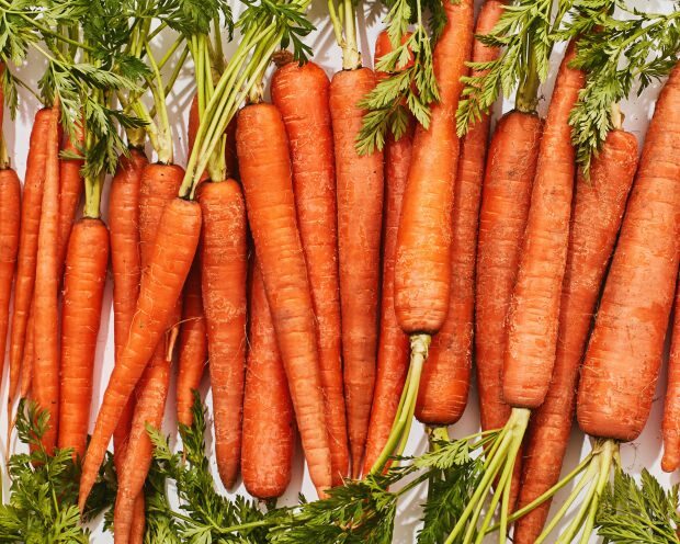 Care sunt avantajele morcovilor? Ce se întâmplă dacă bei suc de morcovi în mod regulat?