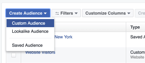 Accesați secțiunea Segmente de public și selectați opțiunea pentru a crea un public personalizat pe Facebook.