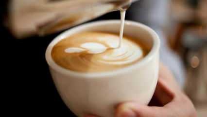 Cafeaua cu lapte te face să te îngrași? Rețetă de cafea cu lapte dietetic băutură răcoritoare acasă