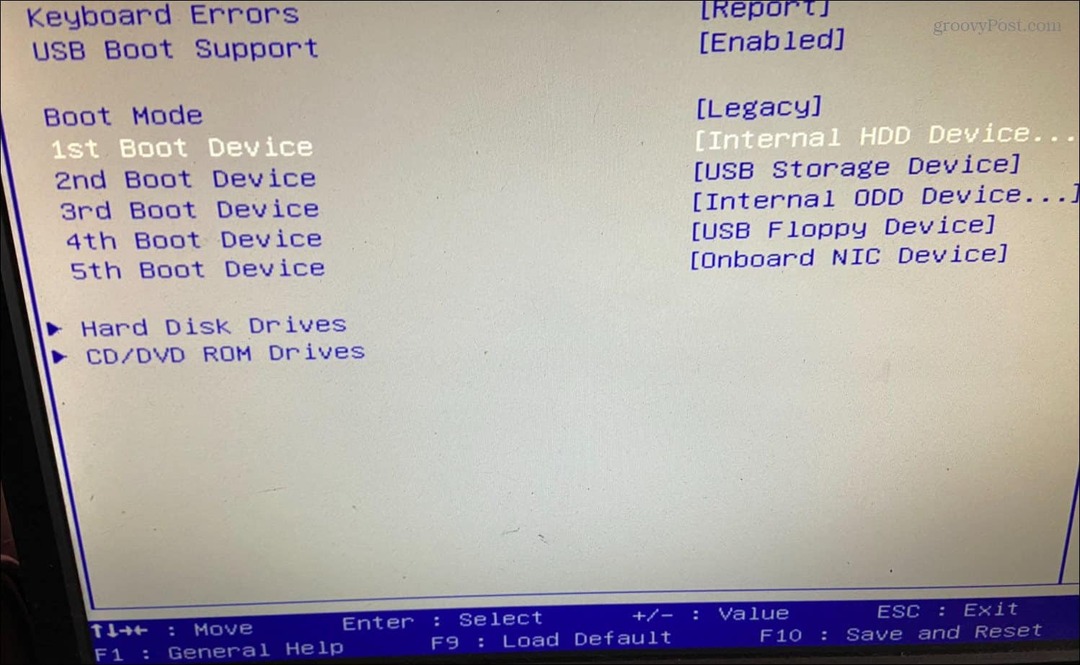 Cum se instalează Windows 11 folosind o unitate USB