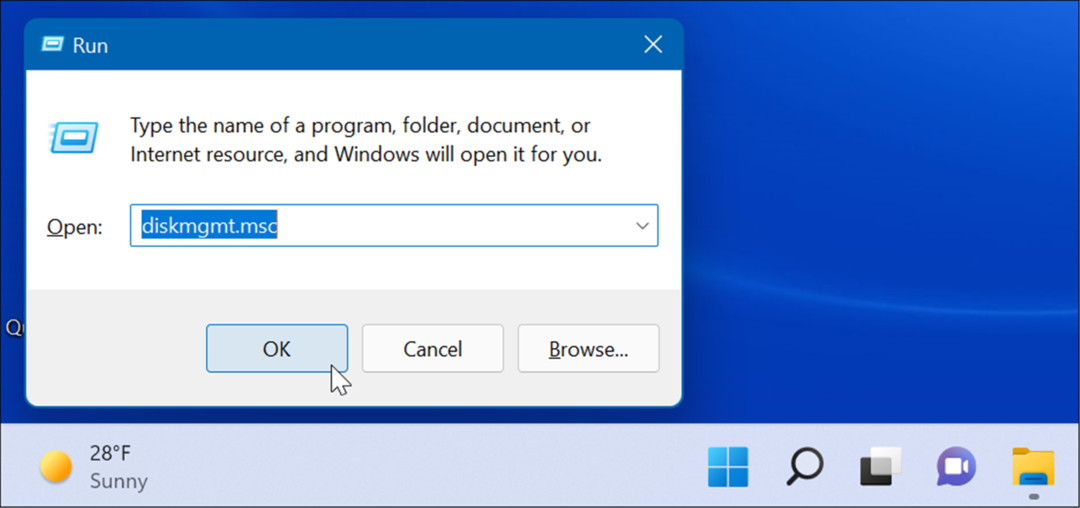rulați gestionarea discurilor deschise pe Windows 11