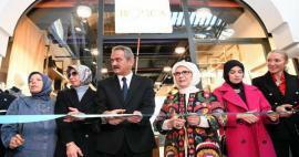 Emine Erdoğan a tăiat panglica magazinului „Bohça” din Galataport Istanbul