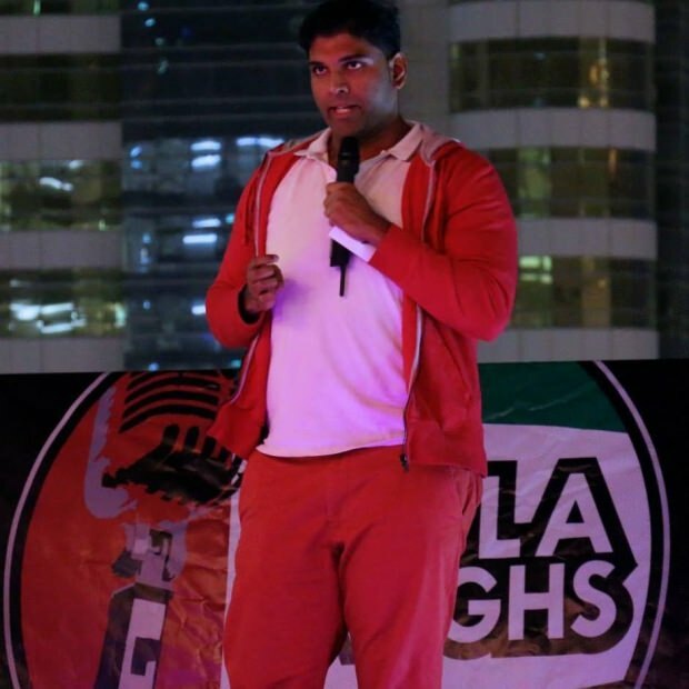 Comediantul indian Manjunath Naidu a murit pe scenă! Publicul nu a înțeles