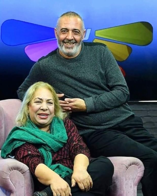 Dilber Ay și soția sa İbrahim Karakaș