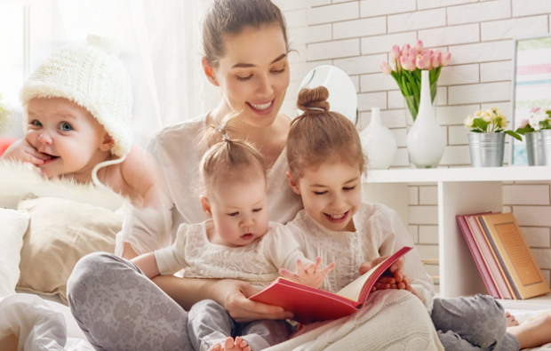 Avantajele citirii unei cărți pentru bebeluși