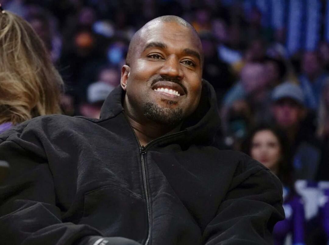  Comentariile lui Kanye Westin continuă să atragă reacții adverse