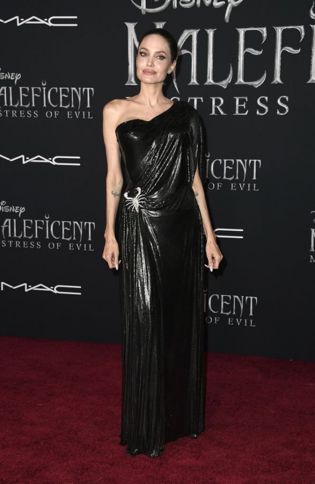 Angelina Jolie are premiera la filmul Maleficent