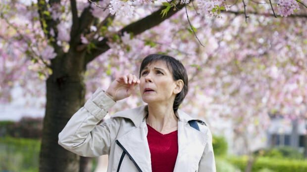 Ce este o alergie de primăvară? Care sunt simptomele alergiei de primăvară? Cum să evitați alergia de primăvară?