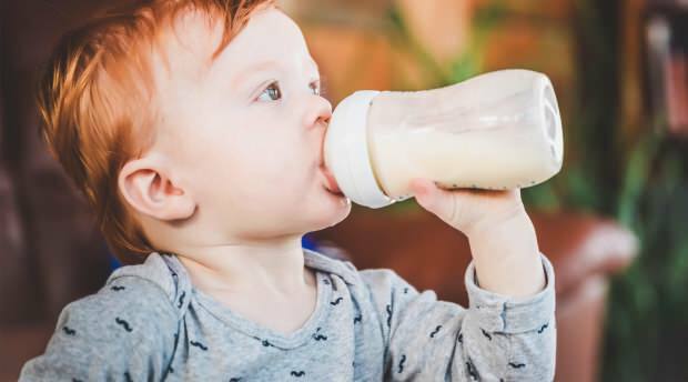 Care este alergia la laptele de vacă la sugari?