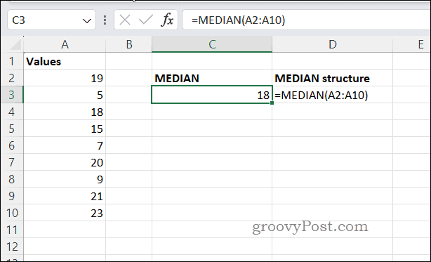 Exemplu de rezultat MEDIAN în Excel