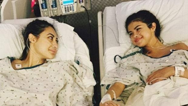 Transplant de Selena din cauza bolii lupusului! Ce este boala lupus?