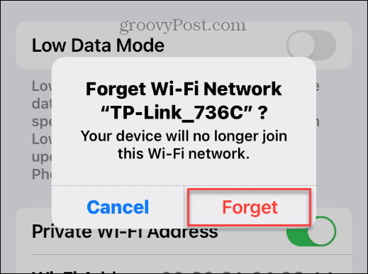 Schimbați parola Wi-Fi pe iPhone