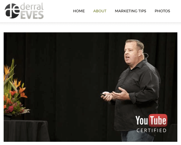 Agenția lui Derral ajută la optimizarea videoclipurilor de generație de clienți ai clienților săi pe Google.