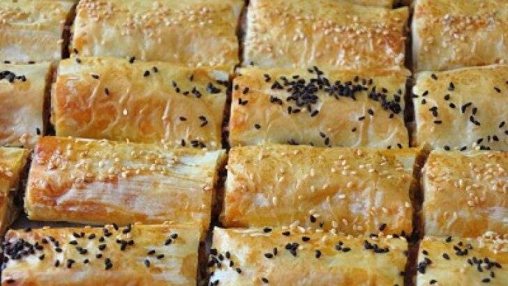 Cum se face plăcintă cu ciuperci din baklava phyllo?