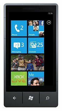 Primele dispozitive Nokia Windows Phone 7 nu vor putea schimba jocul