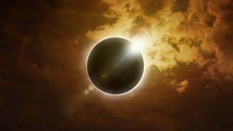 Ce este o eclipsa solara? Care este rugăciunea să fie îndeplinită când strălucește soarele? Cum se face rugăciunea ciudată?