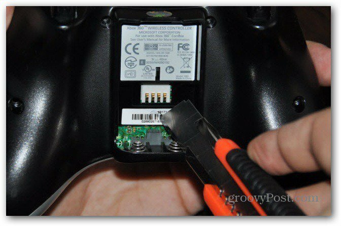 Schimbarea tastaturilor analogice ale controlerului Xbox 360 deșurubează tot tăietorul ultima șurub