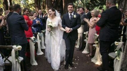Starul hollywoodian Hilary Swank este căsătorit!