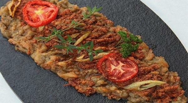 Cum se face deliciosul "Sogürme Kebab"? Cea mai ușoară rețetă Söğürme Kebab