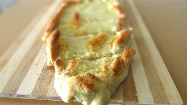 desert de pâine cu brânză