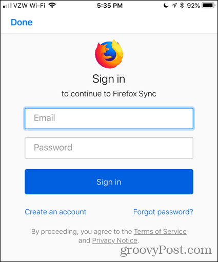 Introduceți adresa de e-mail și parola în Firefox pentru iOS