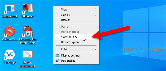 Panoul de control disponibil în meniul clic dreapta pe desktopul Windows 10