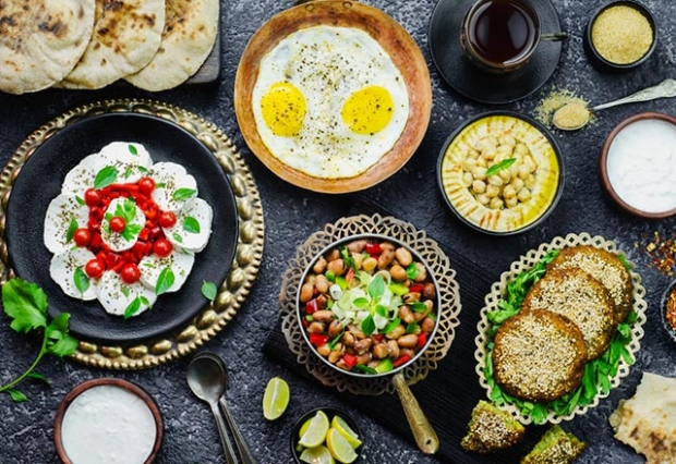 Pentru a nu fi foame până la iftar, ce să mănânci și ce să mănânci la sahur? Sahur greșeli