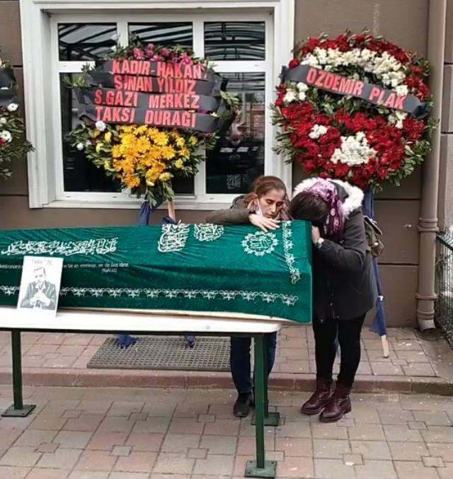 Adio lui Engin Nurșani cu durere! Soția lui a îmbrățișat sicriul și a plâns liber