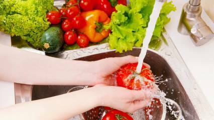 Cum trebuie spălate fructele și legumele? Comitetul științific avertizează: Aceste erori provoacă otrăvire!