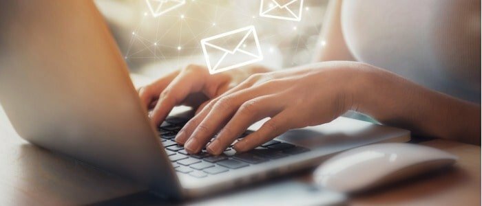 Cum să ștergeți cache-ul complet automat al adresei de e-mail Outlook
