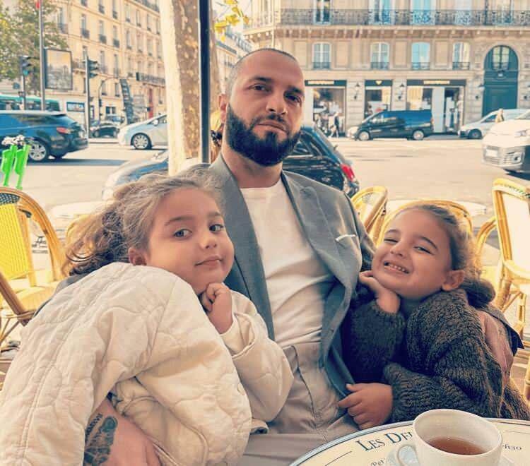 Berkay și fiicele lui