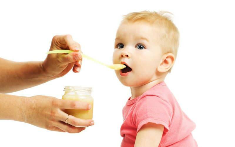 Rețetă ușoară de făină de orez pentru bebeluși! Cum se face budinca de bebeluși în perioada alimentară complementară?