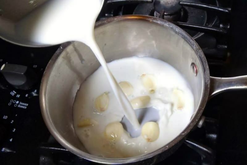 Cum se face laptele de usturoi? Ce face laptele de usturoi? Făcând lapte de usturoi ...