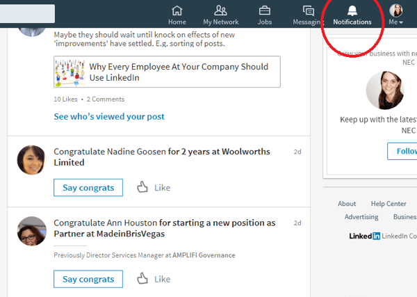 Când faceți clic pe pictograma Notificări, LinkedIn afișează conexiuni care au avut recent o ocazie specială.