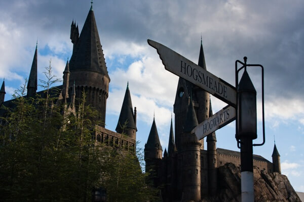 Hogwarts imagine Shutterstock 446872627