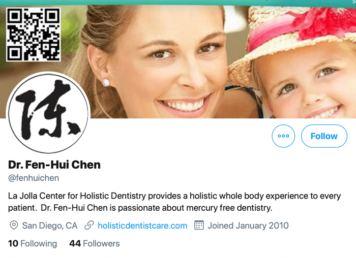 captură de ecran a profilului twitter pentru @fenhuichen cu un link către site-ul ei web, unde sunt disponibile informații de contact și rezervarea rezervărilor