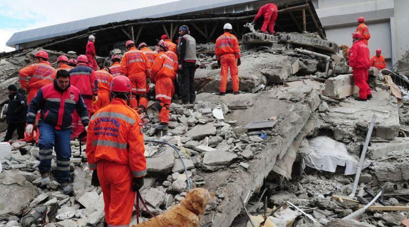 Asistență echipamente de la TRT până la zona de cutremur