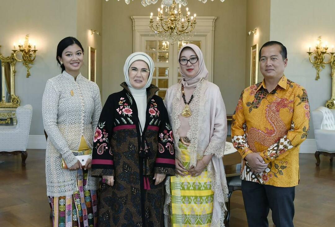 Emine Erdogan Indonezia