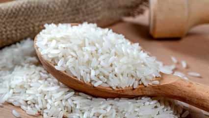 Ar trebui păstrat orezul în apă? Orezul poate fi gătit fără a păstra orezul în apă?