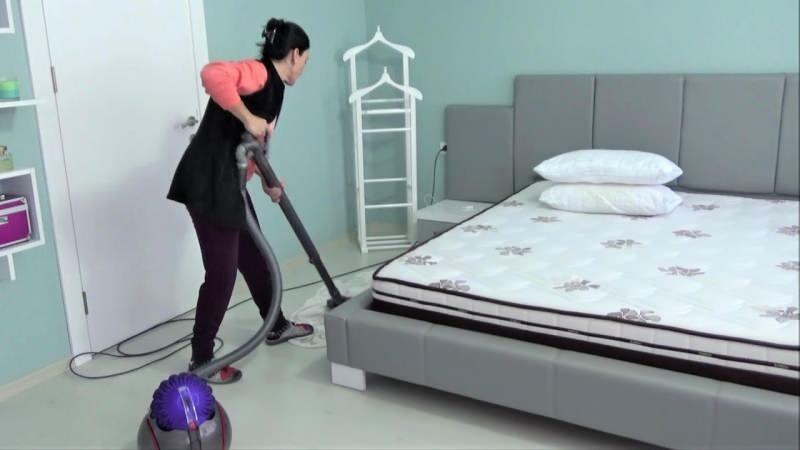 Sfaturi pentru curățarea dormitorului