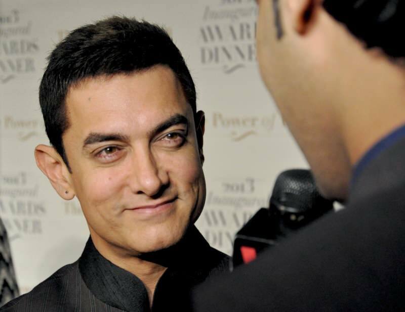O metodă de ajutor interesantă de la Aamir Khan a zguduit social media! Cine este Aamir Khan?