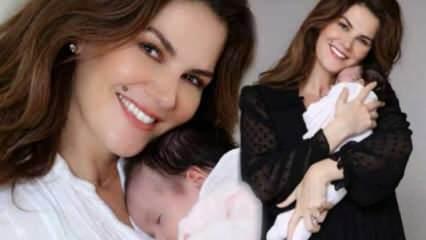 Articolele lui Tülin Șahin și ale bebelușului ei Siena sunt la vânzare pentru ajutor!