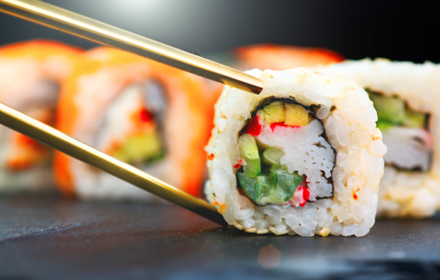 cum să mănânci sushi