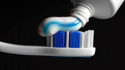 Cum se face o pastă de dinți? Realizarea pastei de dinți naturale acasă